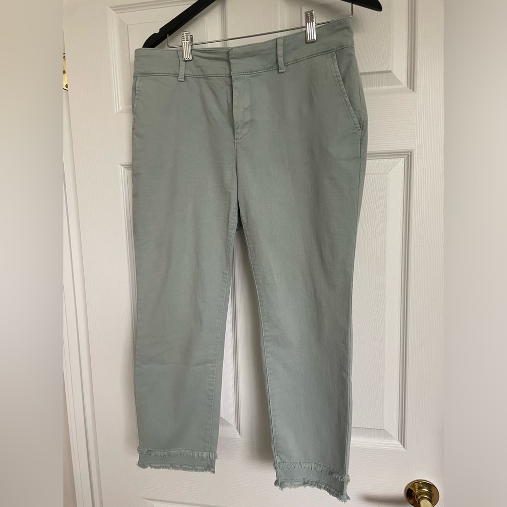 Women’s size 12 petite capri chinos.